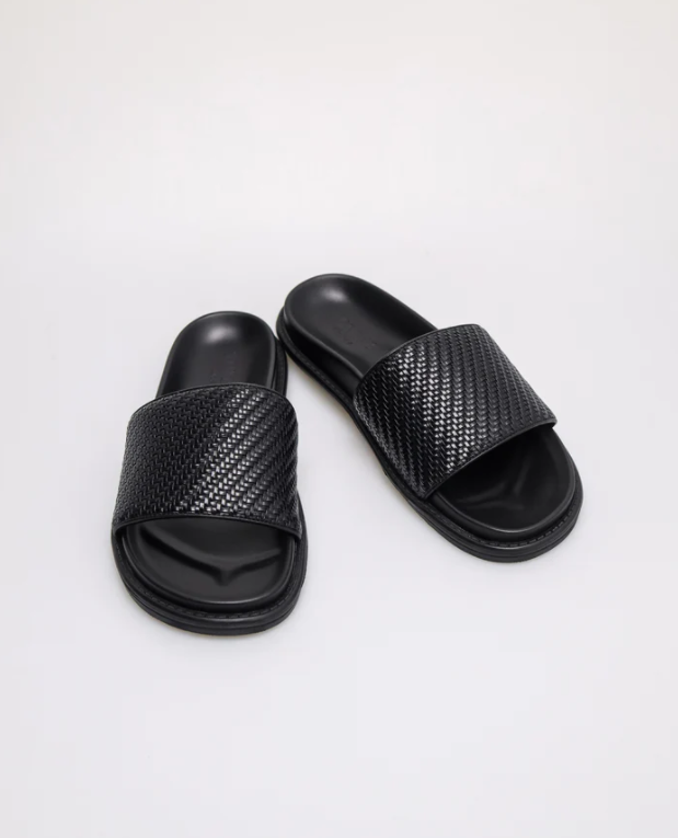 TOMAZ C683 MEN'S WOVEN SANDALS