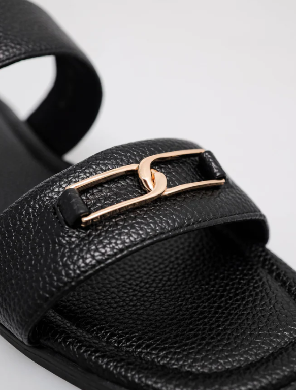 TOMAZ FL123 LADIES BUCKLE SANDAL