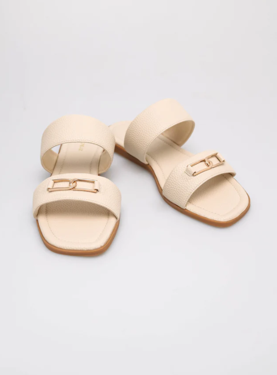 TOMAZ FL123 LADIES BUCKLE SANDAL