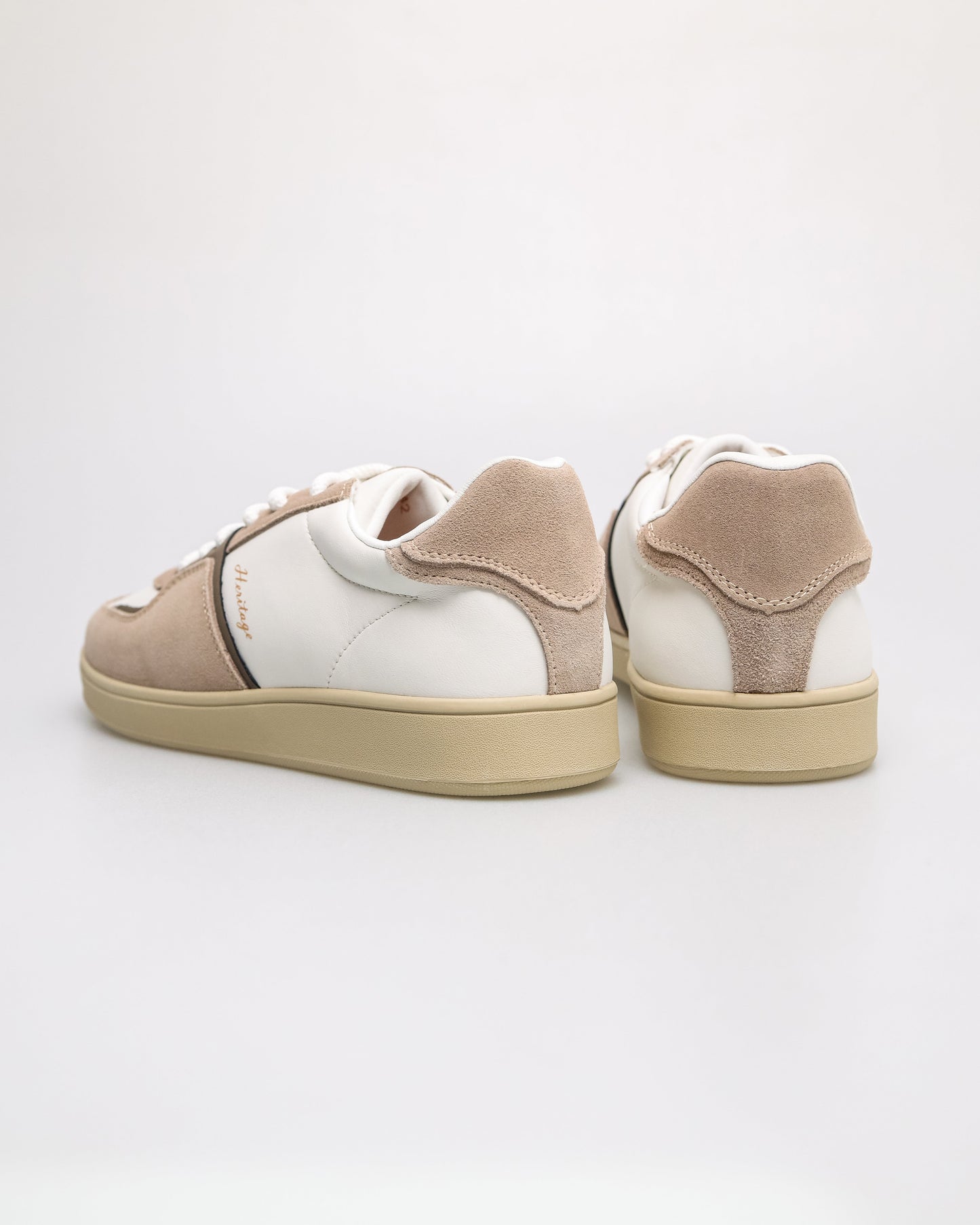 #color_white/beige
