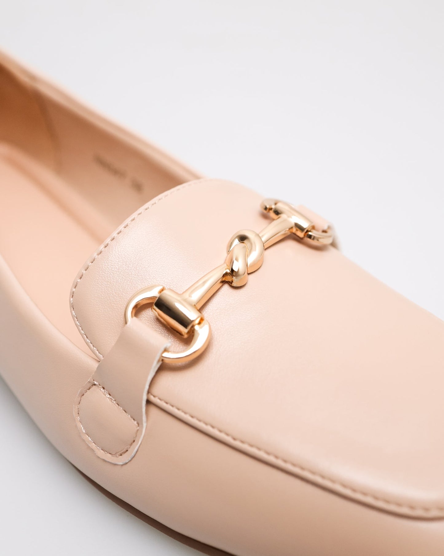 #color_beige