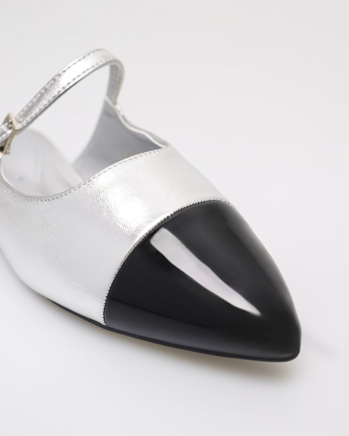 #color_silver/black