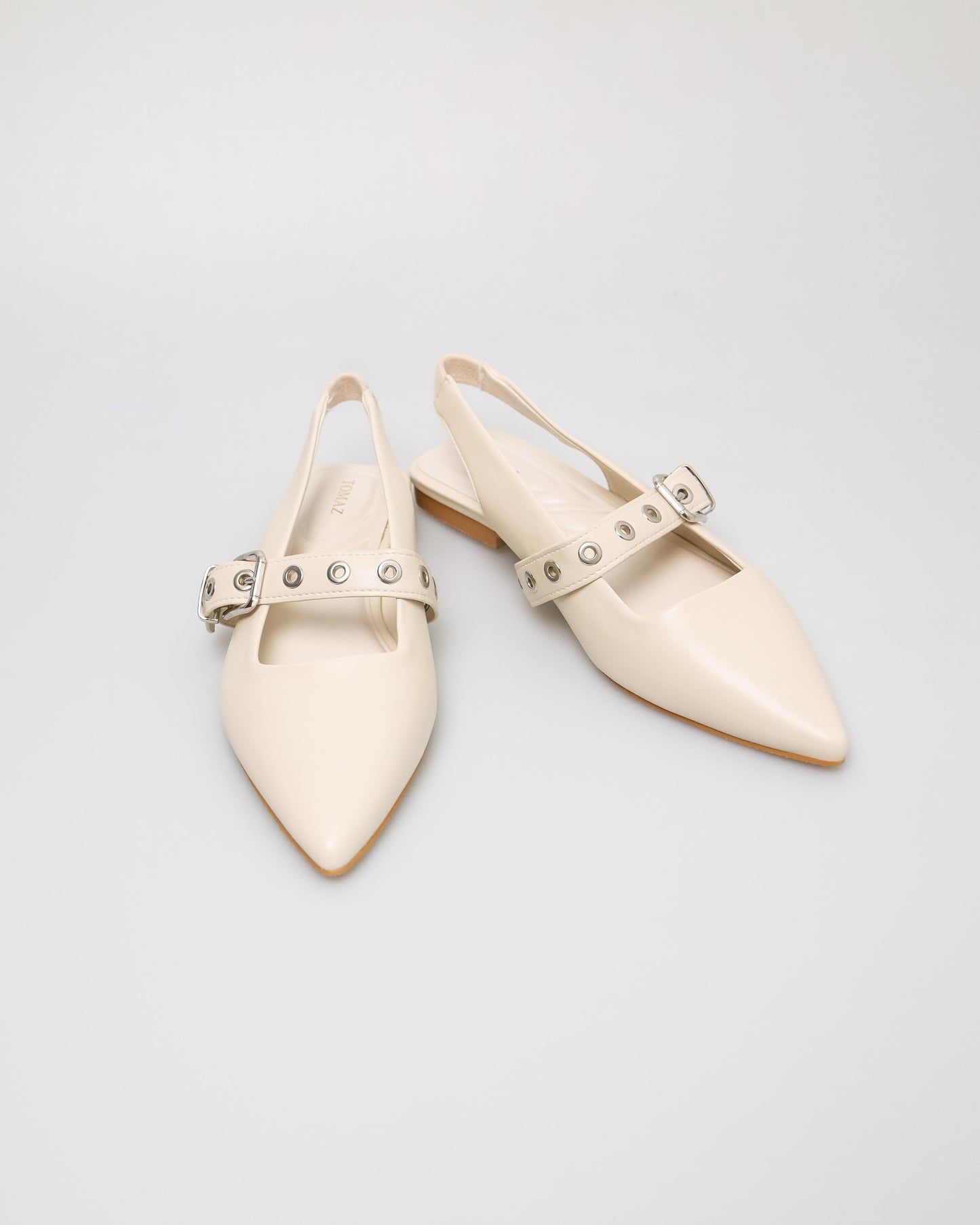 #color_ivory