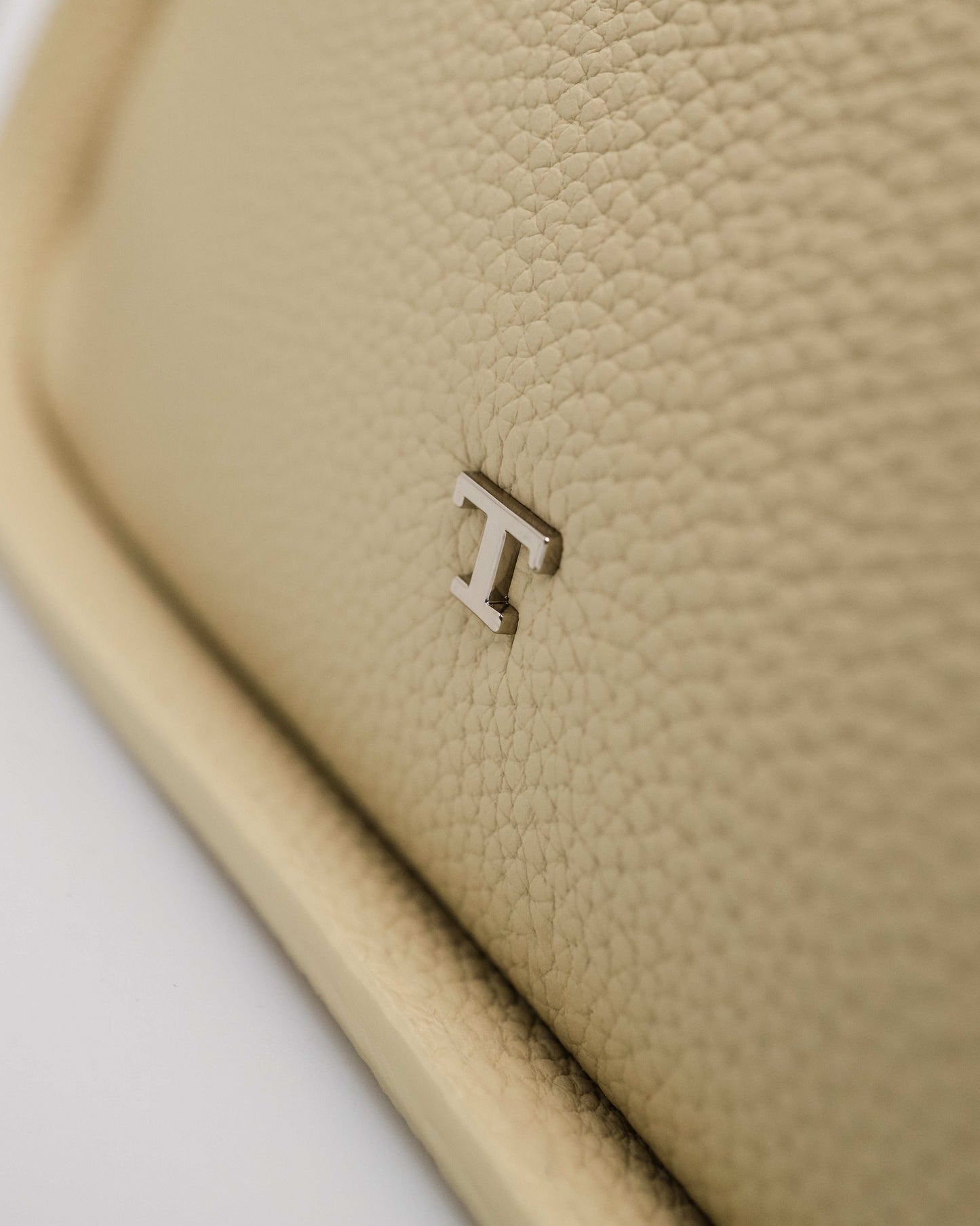 #color_beige