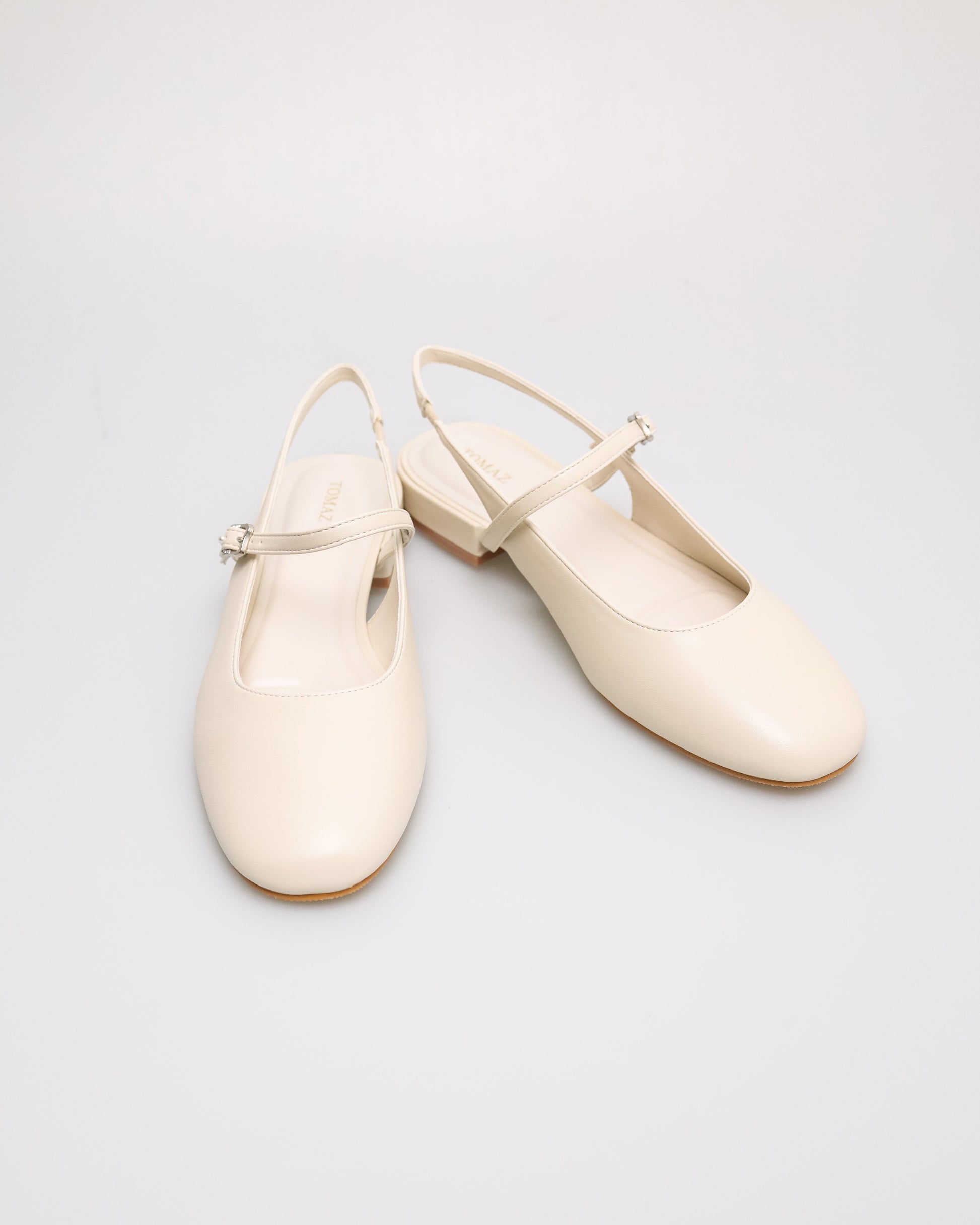 #color_ivory