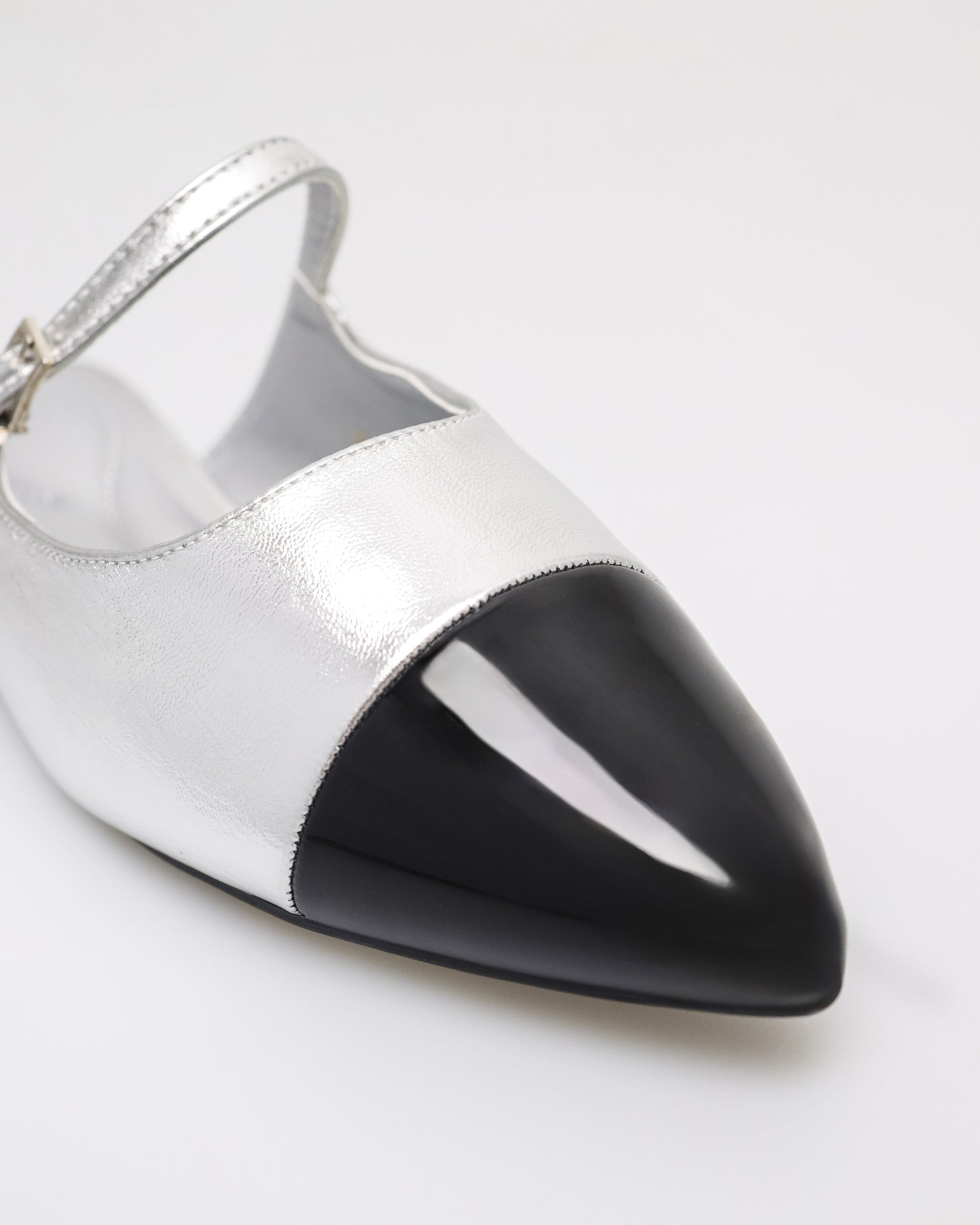 #color_silver/black